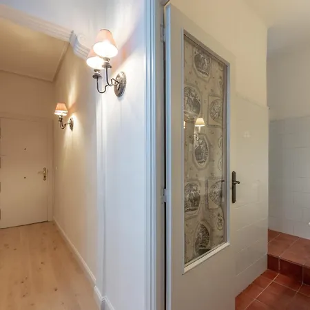 Gaztelu By People Apartman