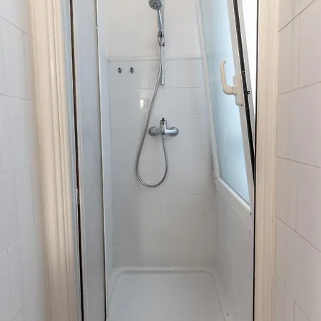 Gaztelu By People Apartman